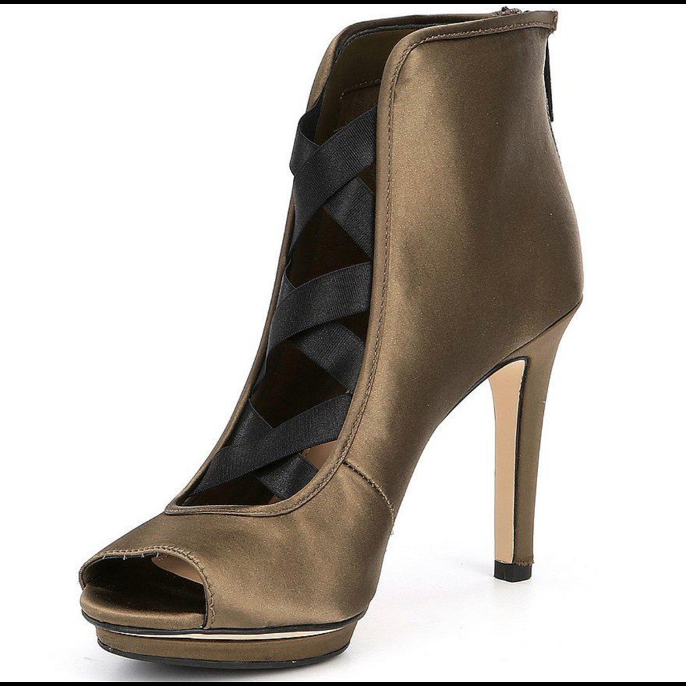 Gianni Bini platform heels